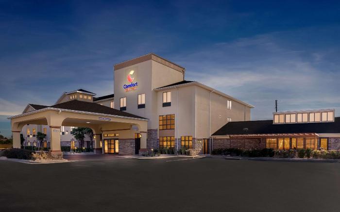 Comfort Suites Panama City near Tyndall AFB