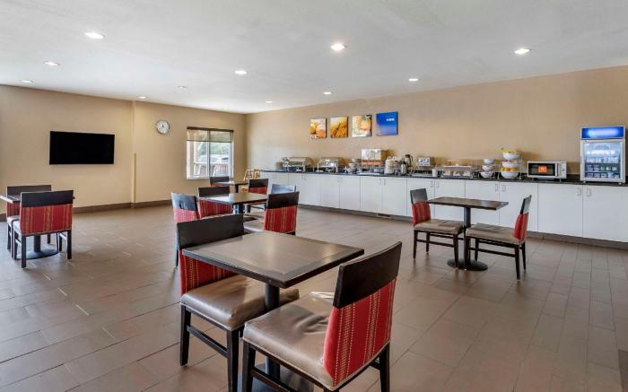 Comfort Suites Coralville I-80