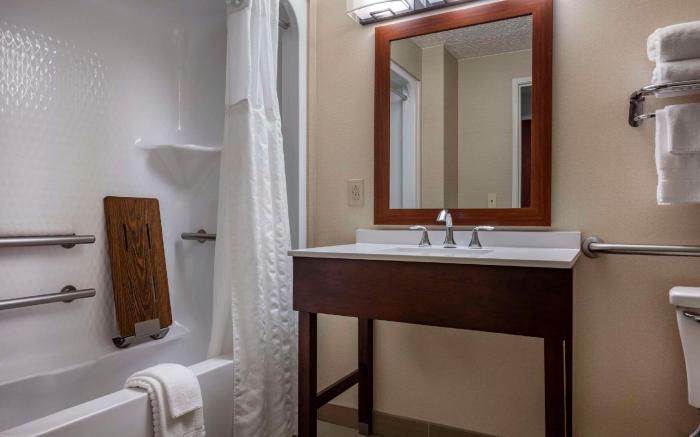 Comfort Suites near Penn State