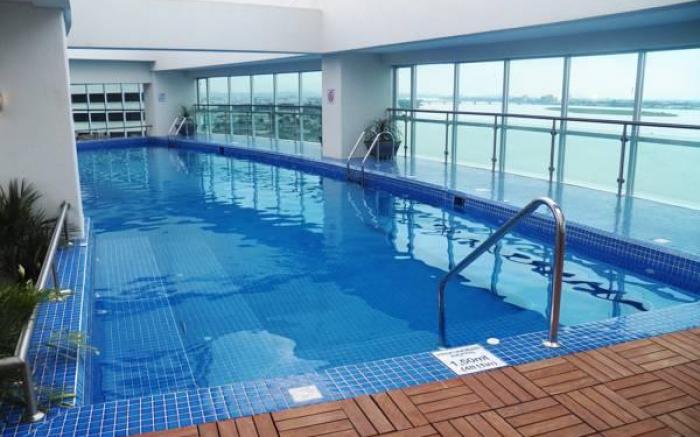 Wyndham Guayaquil, Puerto Santa Ana