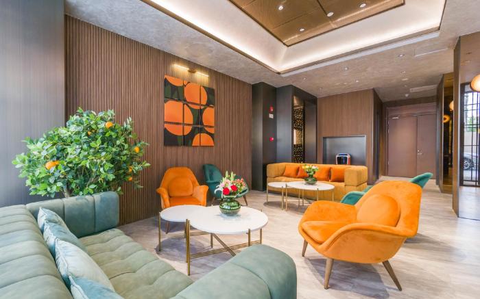 Orange Hotel Linzhi Yak Square