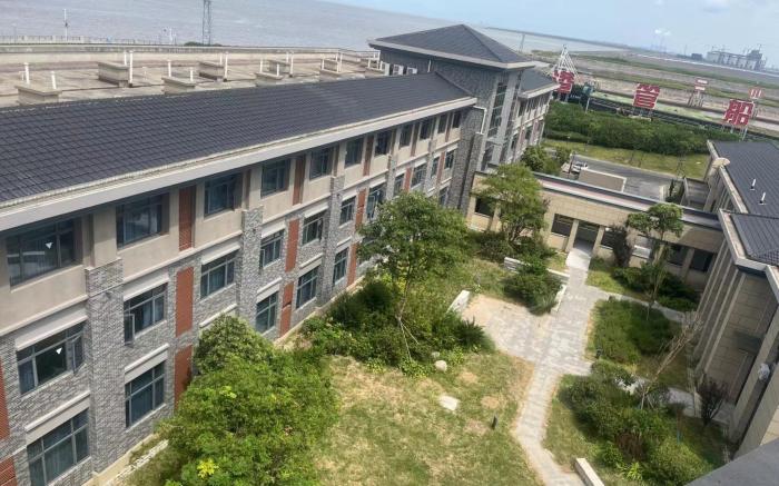 Starway Hotel Qidong Lusi Port