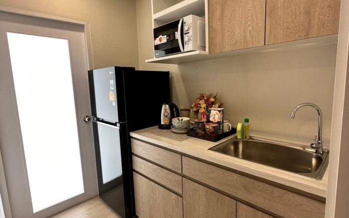 The East Ville Bangsaen- เดอะ อีสต์ วิลล์ บางแสน