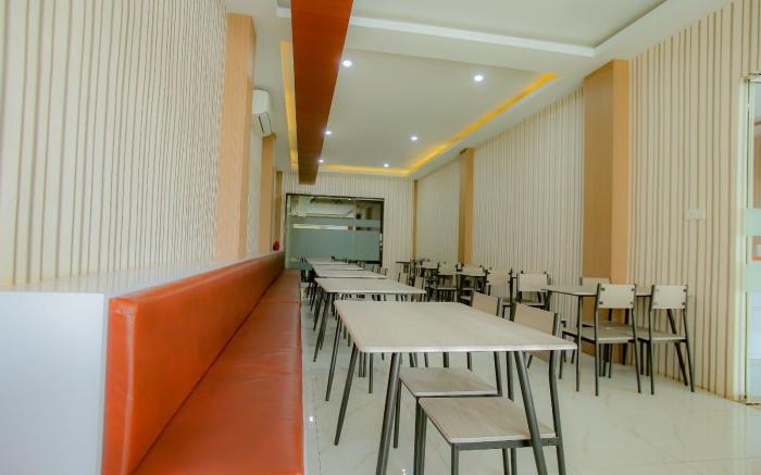 Garuda Hotel By Calandra