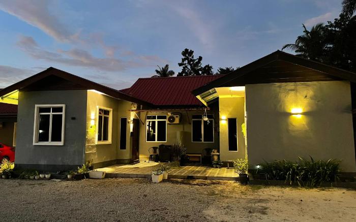 Cheerful House Two Bedrooms
