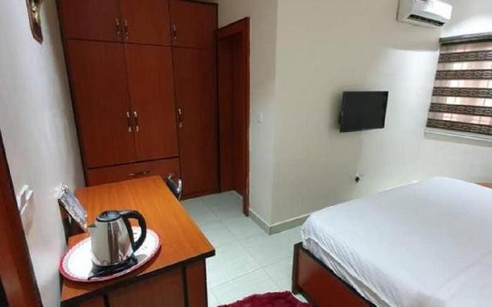 Alim Royal Hotel and Suite