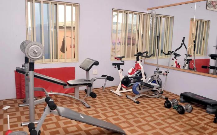 Coronia Hotel and Suites