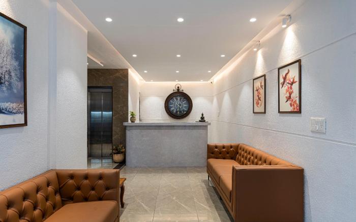 StayBird - Divine Suites, Business Hotel, Kharadi 