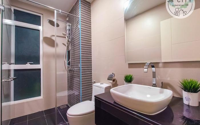 Medini Signature - Duplex Suites By RR JBcity