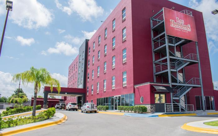Los Herederos Hotel y Resto