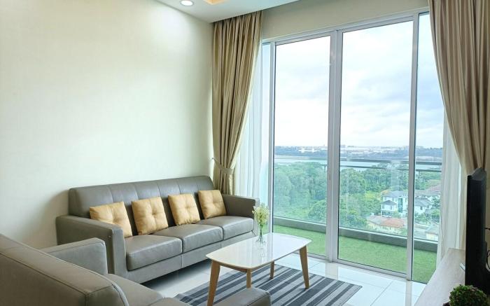 Paragon Suite, Chihiro Suite by Antlerzone