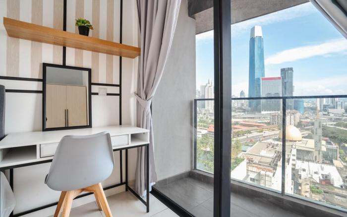 Sleek Suites 3BR @ Continew|Near TRX+Stylish Desgn