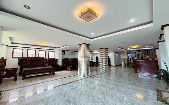 Vangvieng Sisavang Mountain View Hotel