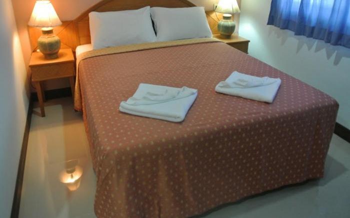 Silla Patong Hostel