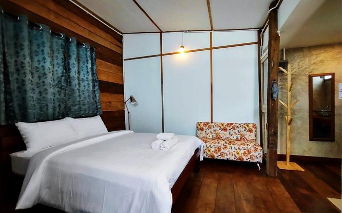 Mae Nam Khiang Sook Poshtel & Craft Home @Chiangkhan