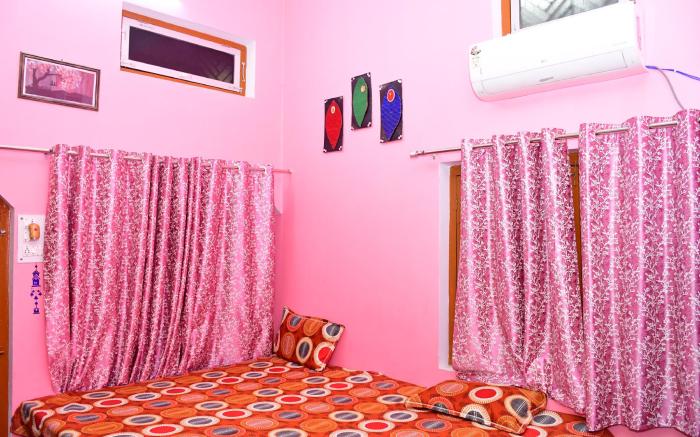 HariSuman paying guest House 