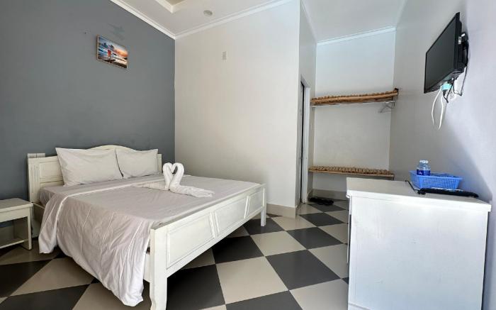 Pharos Guesthouse
