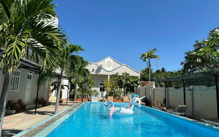 Pharos Guesthouse