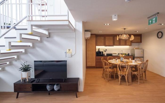 Bedtime Storeys near ICON Siam: Baan Khlongsan