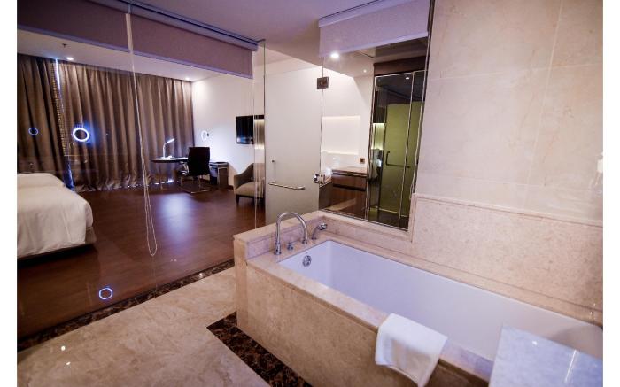 The Mira Central Park Hotel