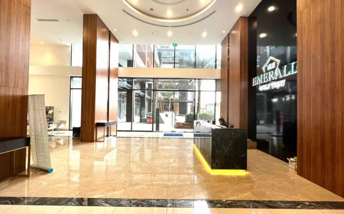 The Emerald Golf View Luxury Apartment