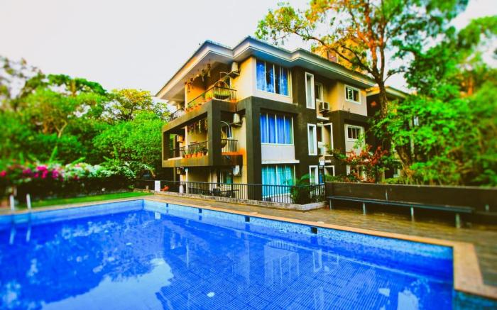 Elegant 4bhk stay with pool near beaches (2BHKX2)