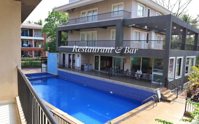 Elegant 4bhk stay with pool near beaches (2BHKX2)