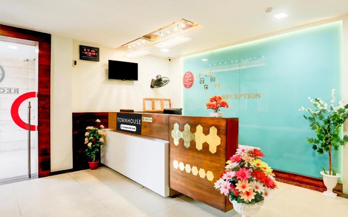 Super Townhouse Prahladnagar