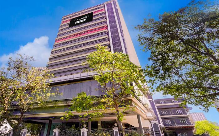 Super Townhouse Bombay Exhibition Centre Goregaon