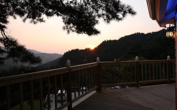 Hoengseong Couple Star in Porest Pension