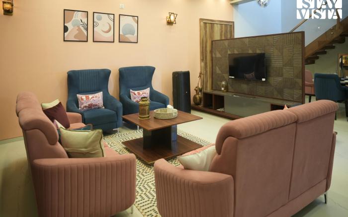 StayVista at The Aquamarine Villa