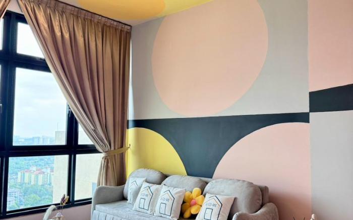 Paradigm Residence JB L22(10pax) by Ucome Homestay