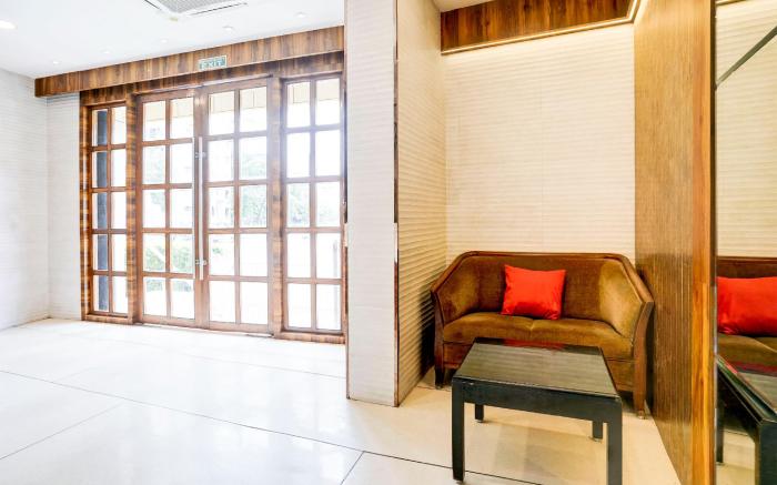 Super Townhouse Oak Vashi