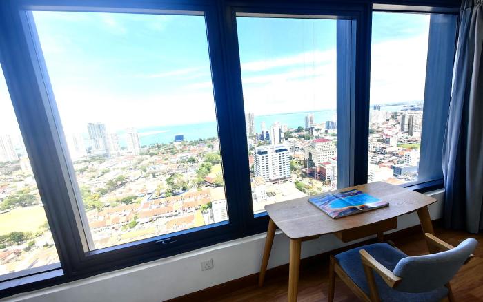 LS Tropicana 218*sea view*1BR*Georgetown*King bed