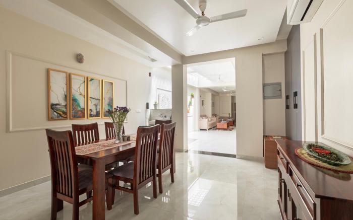 Bardias Homestay