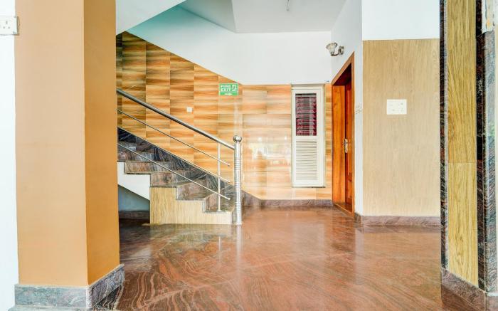 Hotel O Chembumukku Kakkanad