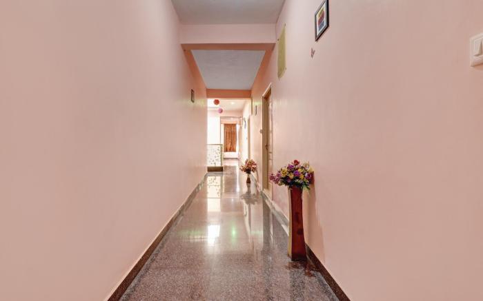 Hotel O Golden Stay