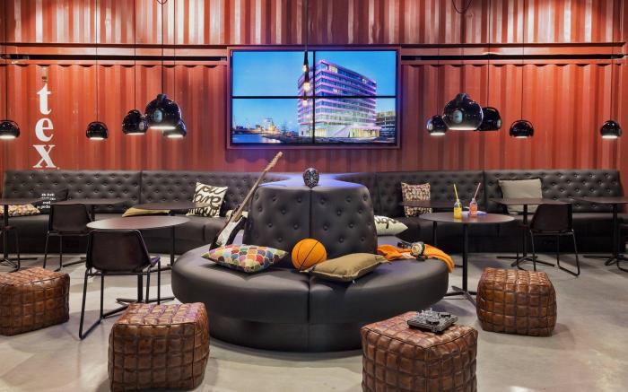 Moxy Amsterdam Houthavens