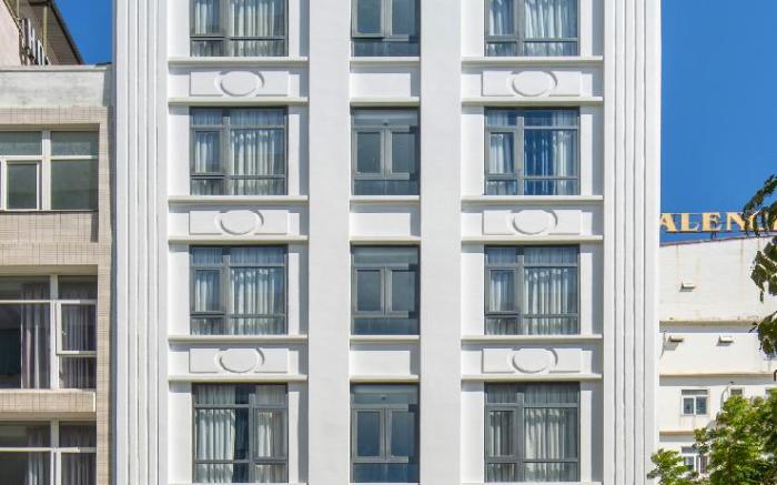 Sea Near Me Hotel Danang