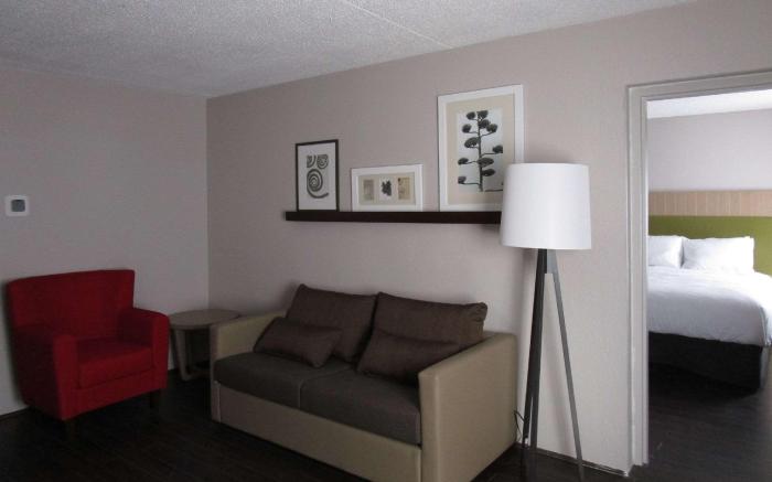 Country Inn & Suites by Radisson, Dunbar - Charleston