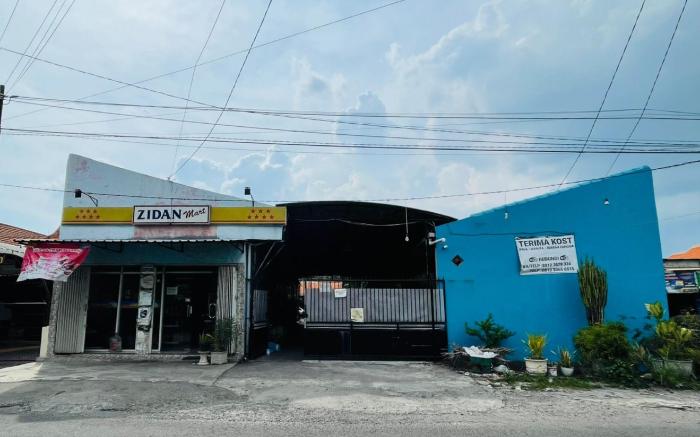 OYO 93643 Hidayah Homestay Syariah