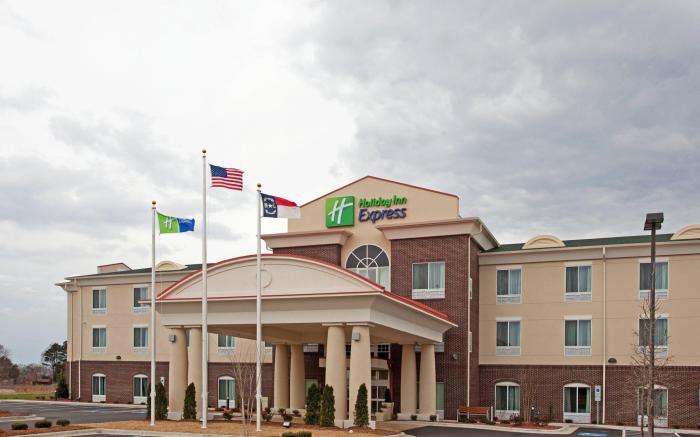 Holiday Inn Express Pembroke By IHG