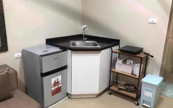 ASPIRA TOWERS - MINIMALIST CONDO