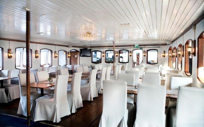 Malardrottningen Yacht Hotel & Restaurant