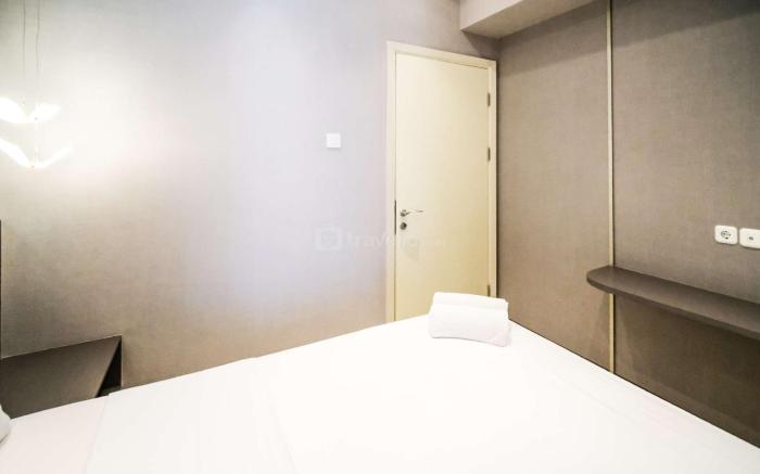 Simple 2BR at Benson Supermall Mansion By Travelio