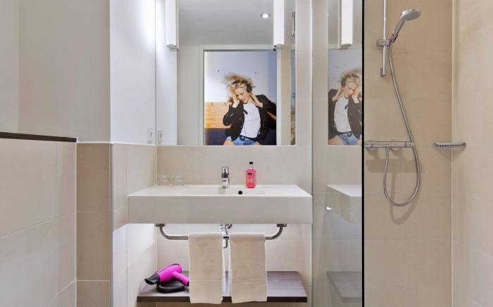 Moxy Amsterdam Houthavens