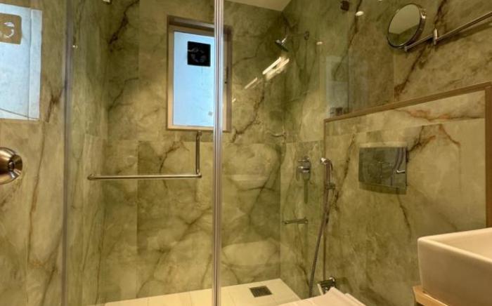 HOTEL MUMBAI HOUSE VALNAI MALAD