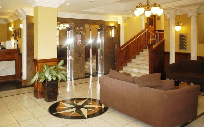 Royal Eagle Hotel