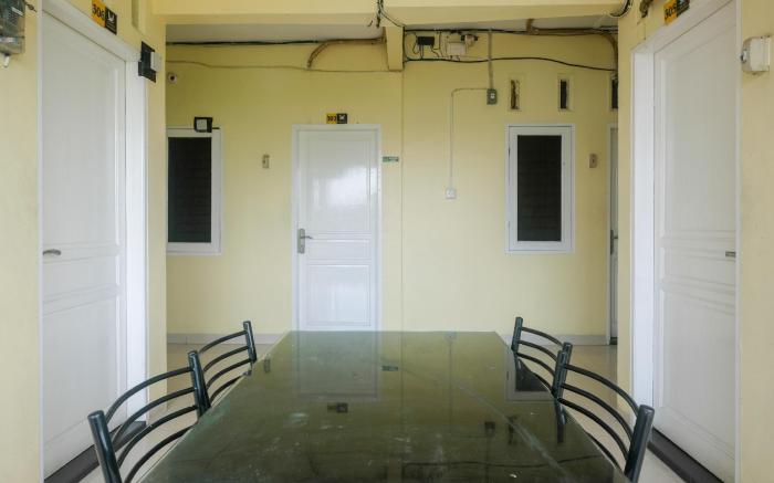 RedDoorz @ Teratai Homestay Medan Amplas