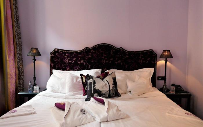 Dorsia Hotel & Restaurant